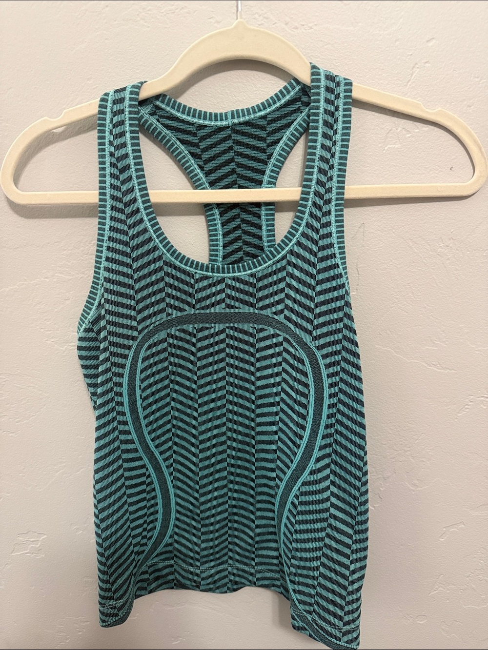 Lululemon Swiftly Tech Tank Size 4